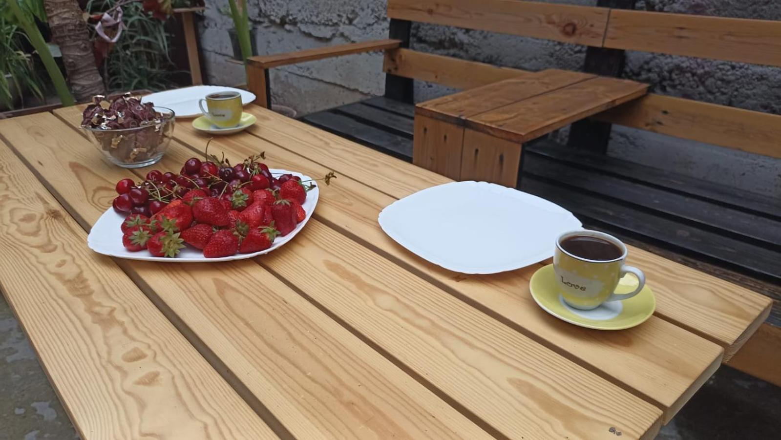 "Stairs"Guest House Erivan Exterior foto
